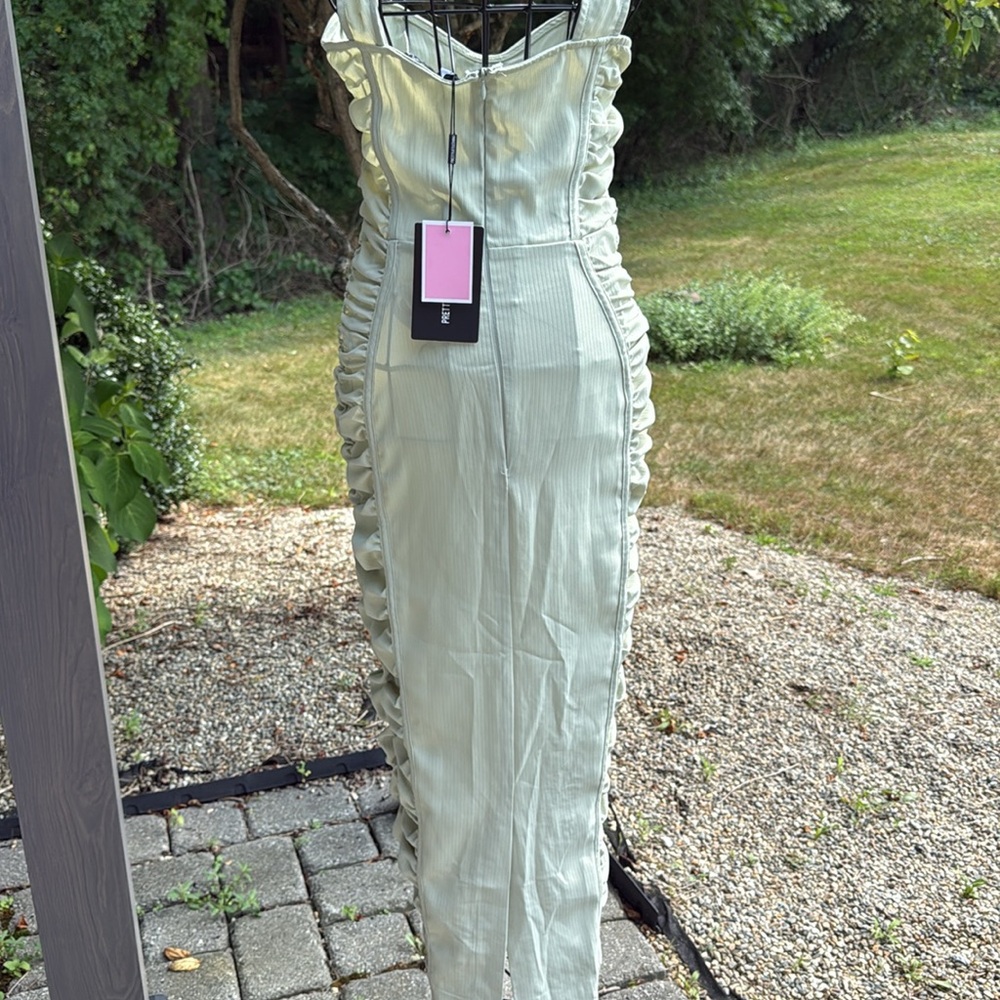 Pretty little thing, sage, corset detail ruched dress - Picture 6 of 6